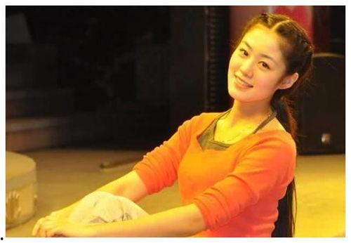 网红车婉婉吃瓜